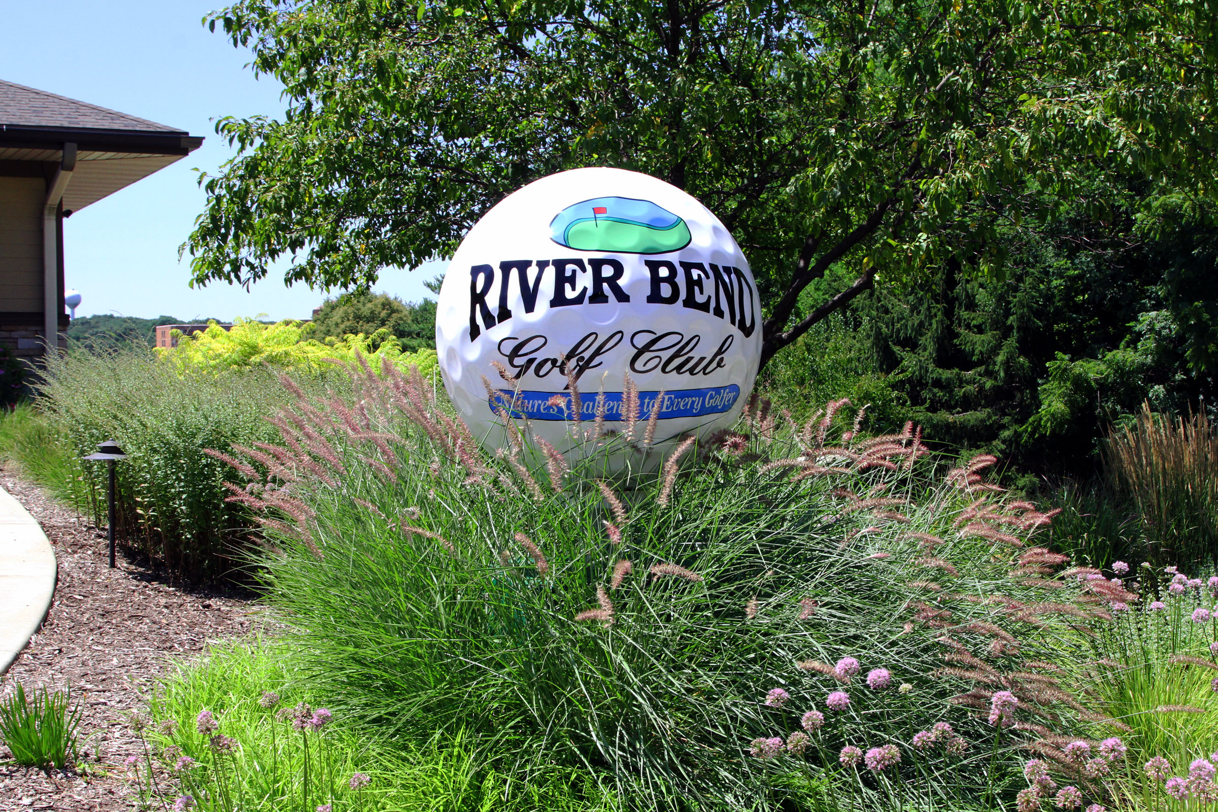 Giant River Bend Golf Ball